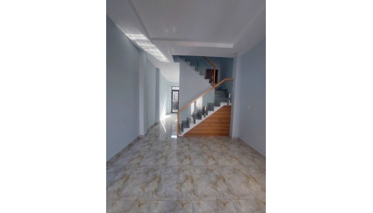 BÁN NHÀ 2 TẦNG, 48M2, QUỐC LỘ 1A, THẠNH LỘC, Q.12 - GIÁ CHỈ 2.9 TỶ -